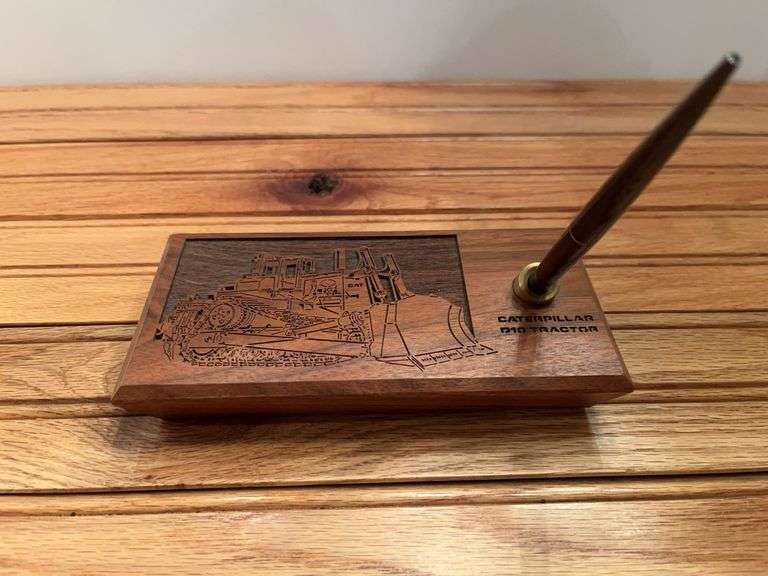 Caterpillar D10 Pen Holder image