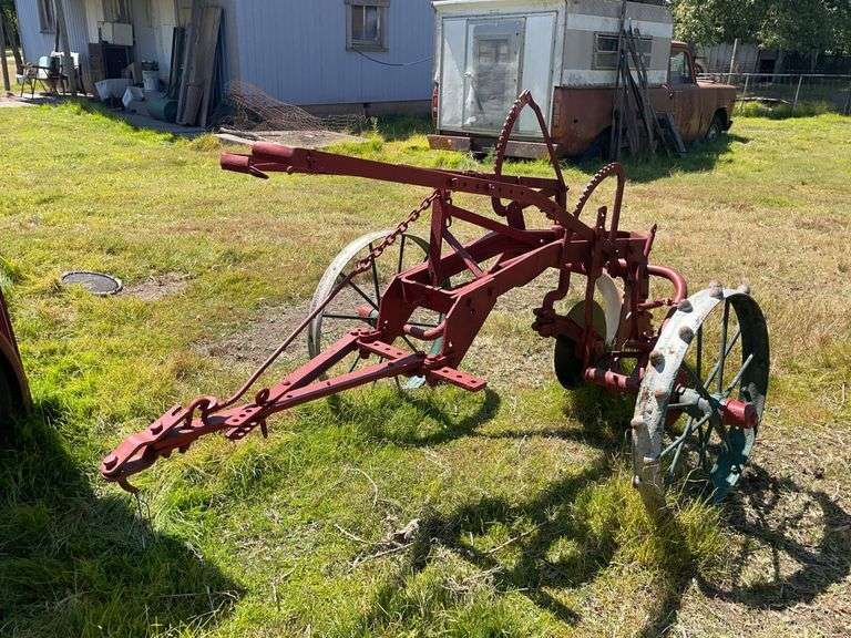 Oliver 1 Bottom Plow image