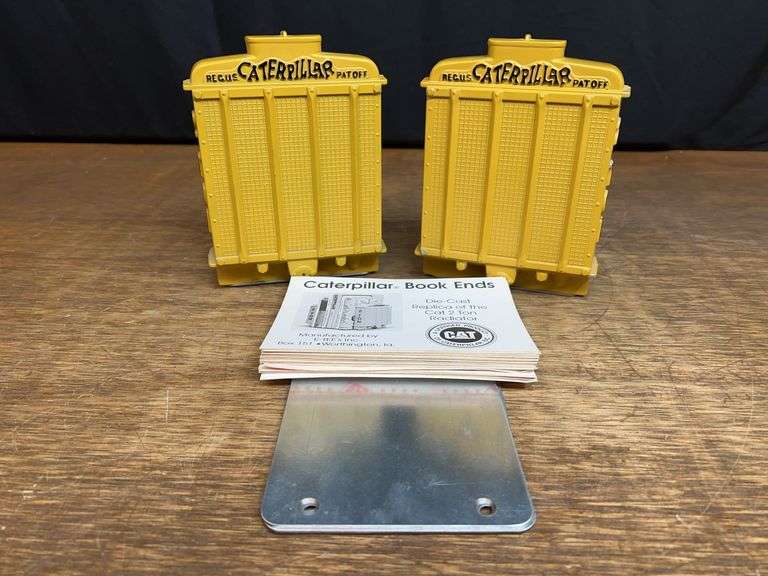 Caterpillar Radiator Bookends image