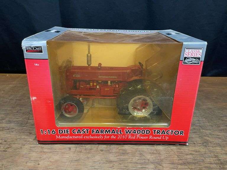 1/16 IH W400 2010 Red Power NIB SC image