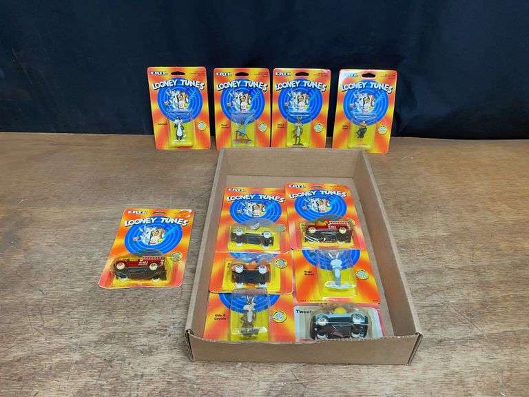 (11) Looney Tunes Toys NIB Ertl image