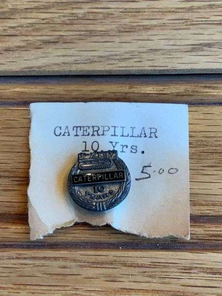 Caterpillar 10 Year Service Pin image