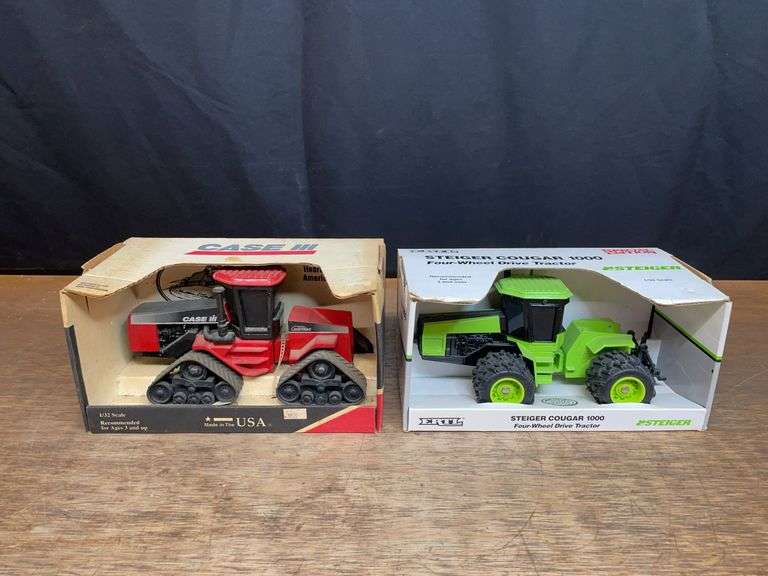 (2) 1/32 Case-IH QuadTrac + Steiger Cougar NIB image