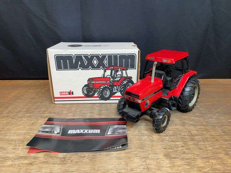 1/16 Maxxum 5130 1989 Kansas City NIB Ertl image