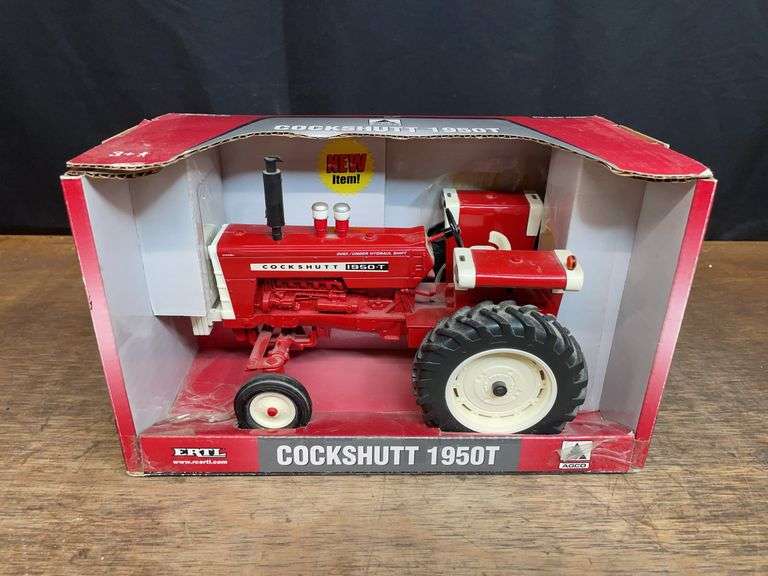 1/16 Cockshutt 1950-T NIB Ertl image