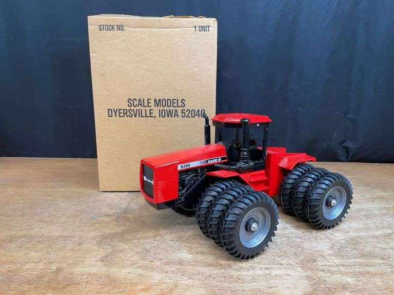 1/16 Case-IH 9380 1995 Fargo NIB SM image