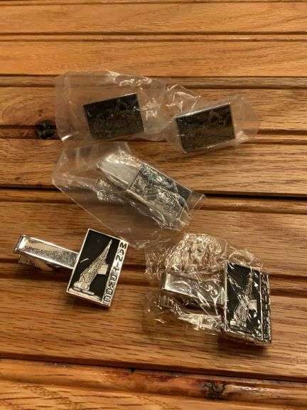 Manitowoc Tie Clips + Cuff Links image
