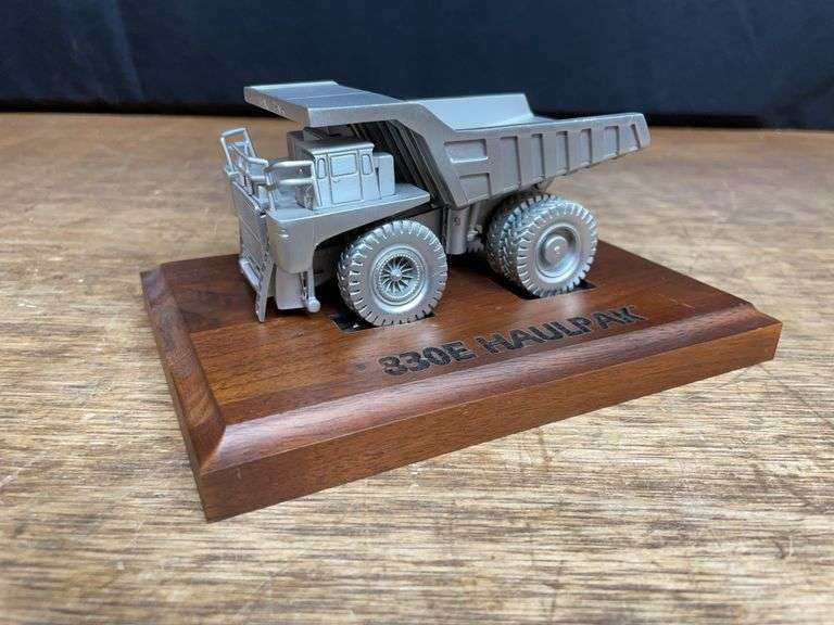 Haulpak 830E Truck Paperweight image