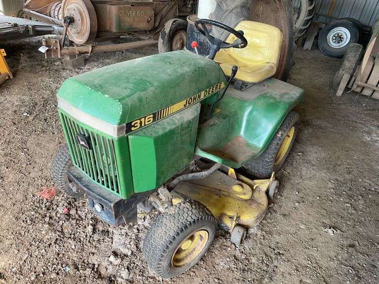 John Deere 316 image