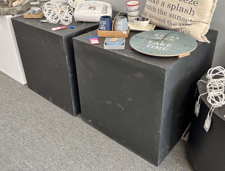 Store Fixtures - Square Risers