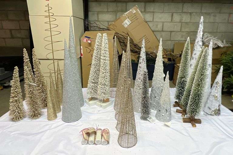 Home Décor - Christmas Seasonal - New