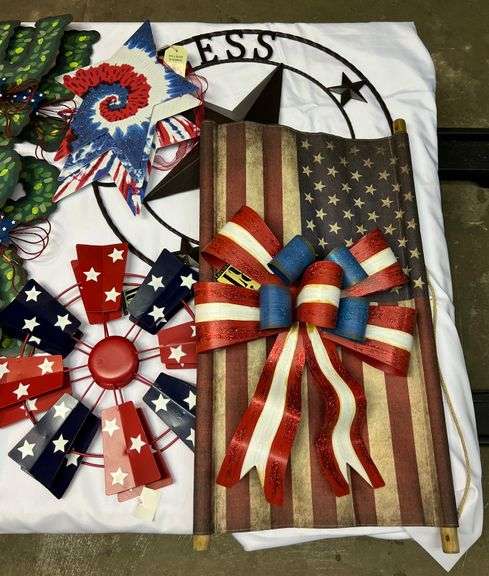 Home Décor - July 4th Seasonal Signs- New