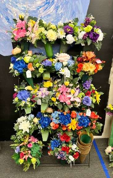 Store Fixtures - Wire Flower Bucket Display with Silk Cemetary Pieces - New