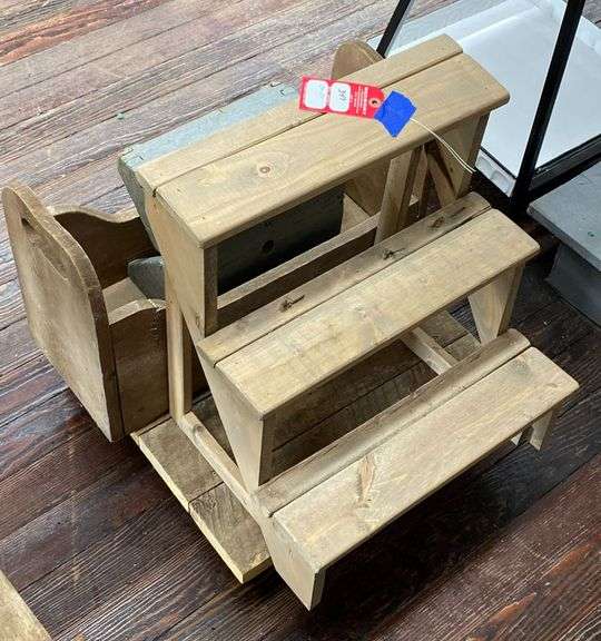 Store Fixtures - Primitive Items