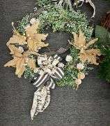 Floral Arrangements - Wreaths - New