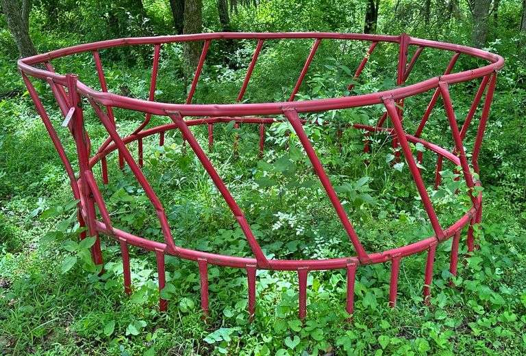 Livestock Round Hay Bale Feeders
