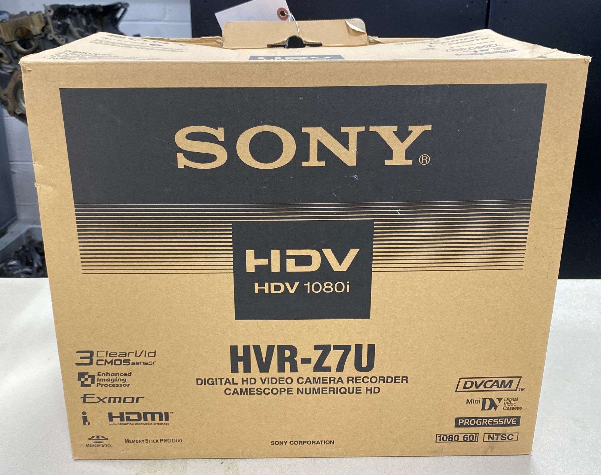 Sony HVR-Z7U Digital HD Video Camera Recorder - Beckort