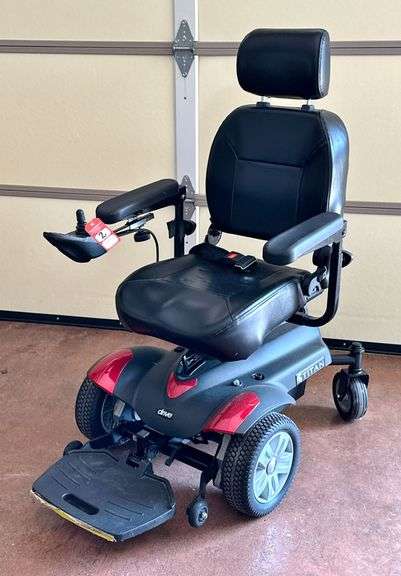 Drive Medical Titan Power Wheelchair image