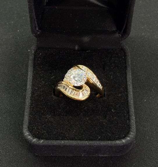 14K Gold Women's Ring image