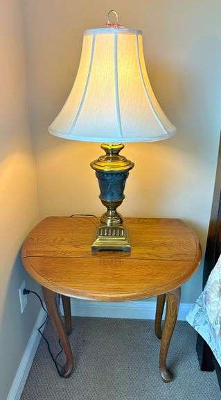 Kincade Wooden Drop Leaf Side Table & Table Lamp image