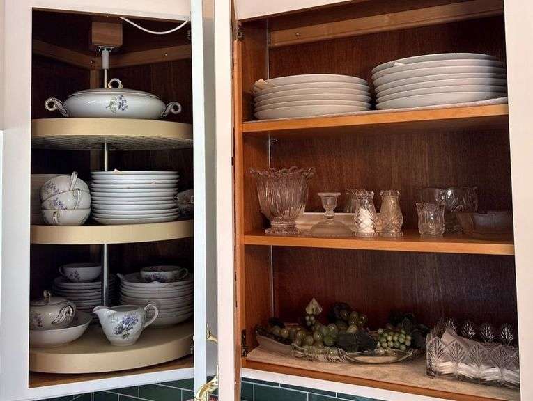 Quality Glassware & China image