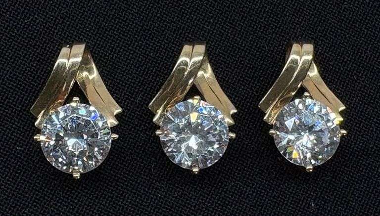 14K Gold Women's Pendants image