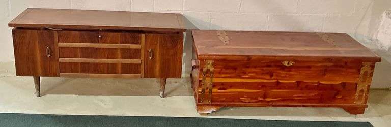 Cedar Storage Chests image