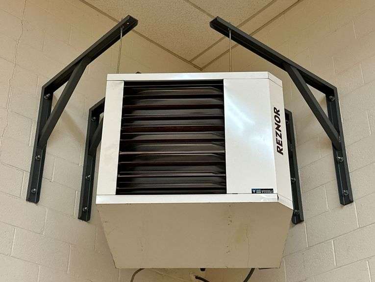 Reznor V3 Tcore2 Gas-Fired Unit Heater image