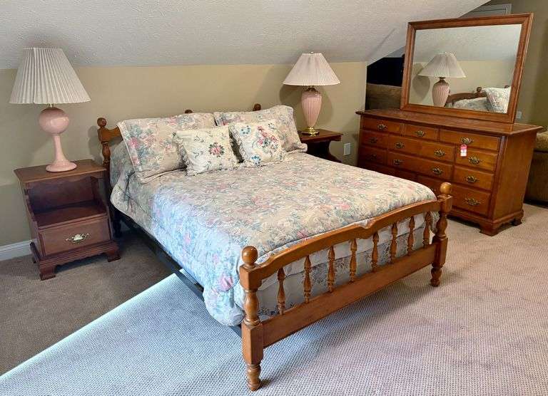 Maple 4PC Bedroom Suite image