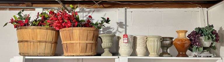 Assorted Pots & Related Items image