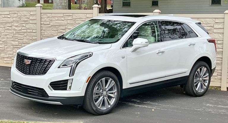 2025 XT5 Premium Luxury AWD Cadillac SUV image
