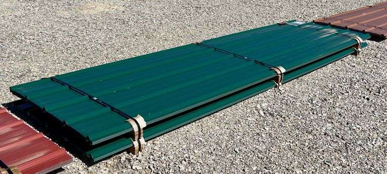 Niccor Stormshield 29 Gauge Metal Siding/Roofing, qty: 31 sheets, color: Forest Green image