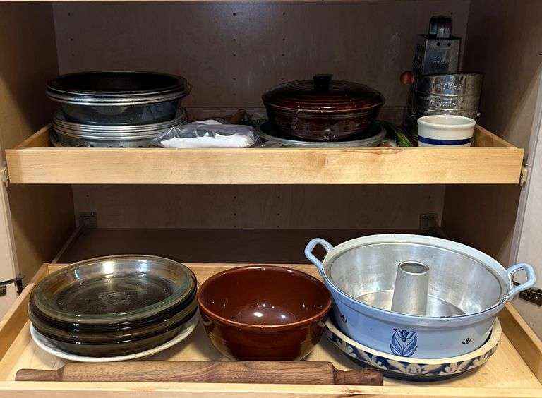 Kitchen Cookware image