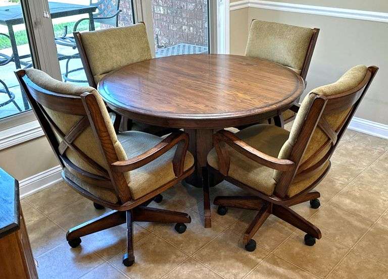 Dining Table & Chairs image