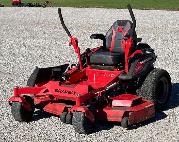 Gravely ZT/HD Zero Turn Mower image