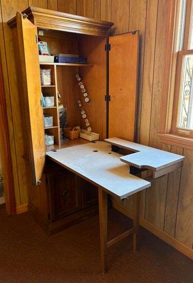 Singer 380 Space Saver Sewing Cabinet image