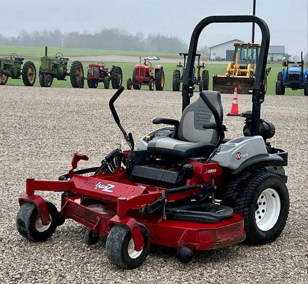Exmark Lazer Z Zero Turn Mower image