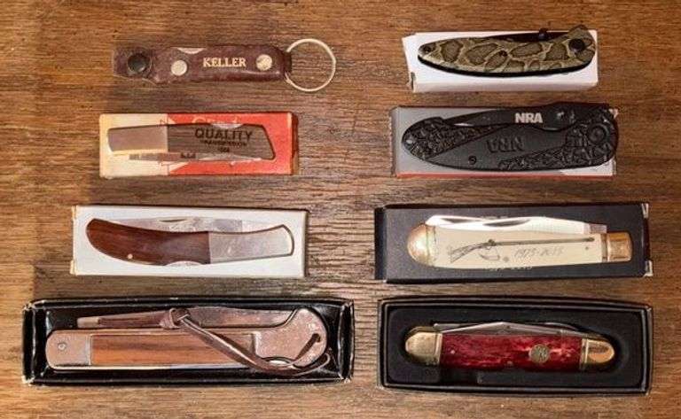Pocket Knives image