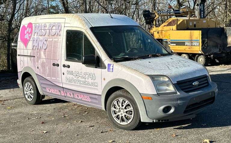 2012 Ford Transit Connect XL Animal Transport Van image