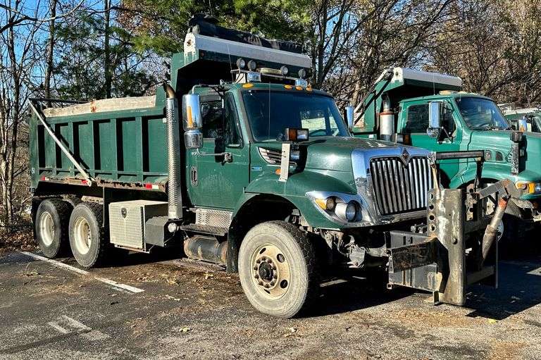 2011 International SF625 6x4 Dump Truck image
