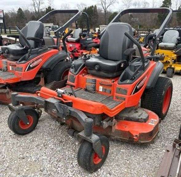 Kubota ZD1211 Zero Turn Mower image
