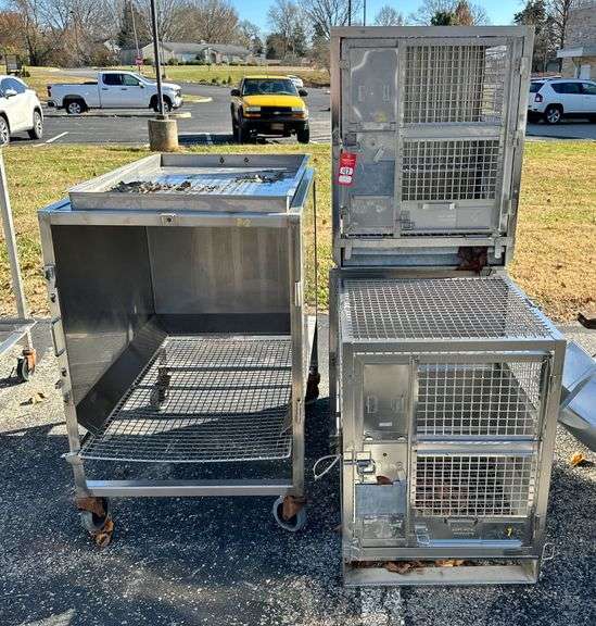 Stainless Steel Animal Cage Enclosers image