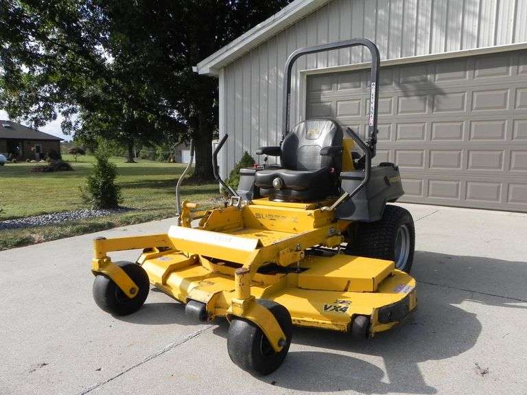 Hustler Super Z 72 Commercial Zero Turn Mower image