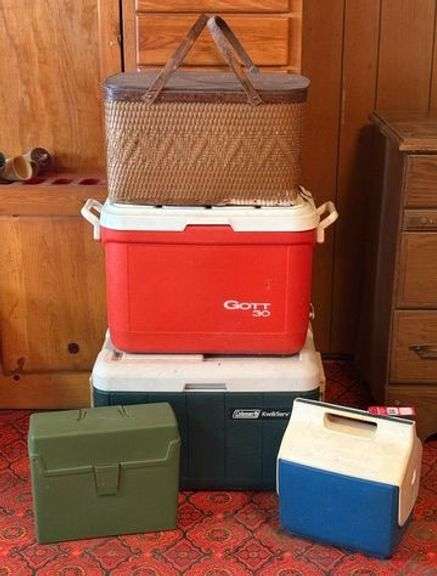 Coolers & Picnic Basket image