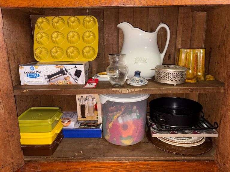 Baking Items & Vintage Tupperware image