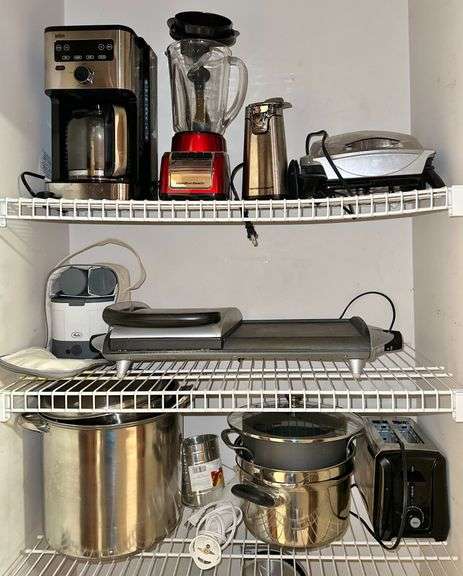 Small Kitchen Appliances image