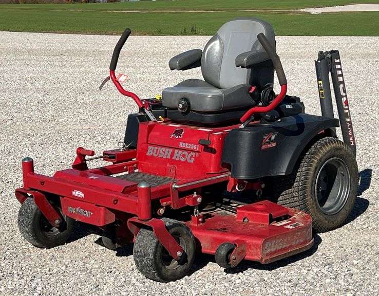 Bush Hog HDE2561 Commercial Zero Turn Mower image