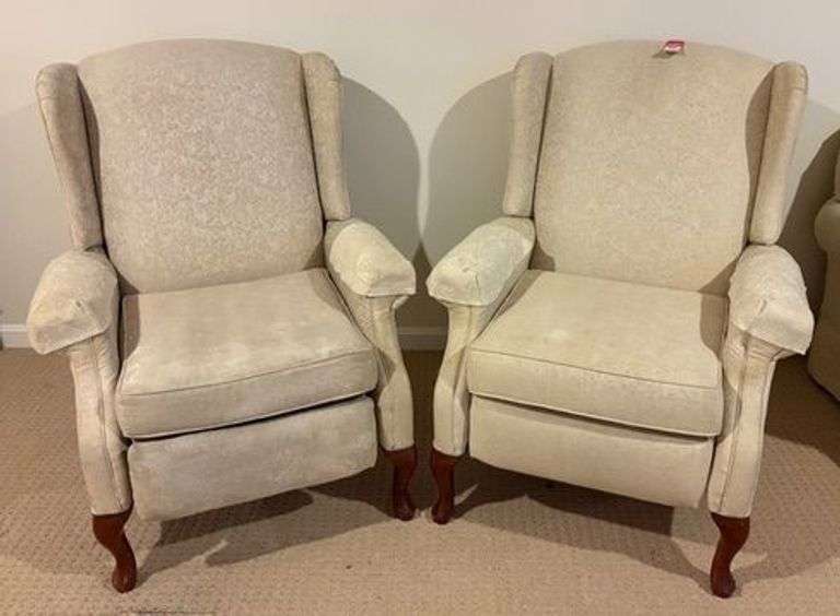 Queen Anne Recliners image