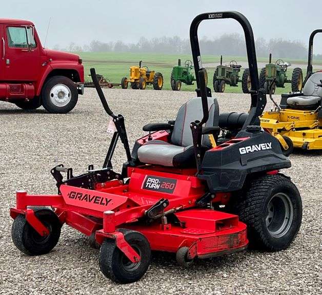 Gravely Pro Turn 260 Zero Turn Mower image