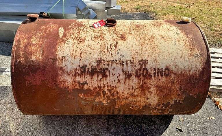 250 Gal Steel Tank image